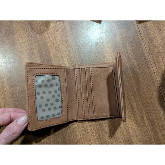 Relic Vintage Brown Leather Trifold Ladies Wallet Logo PLEASE READ - Picture 3 of 9